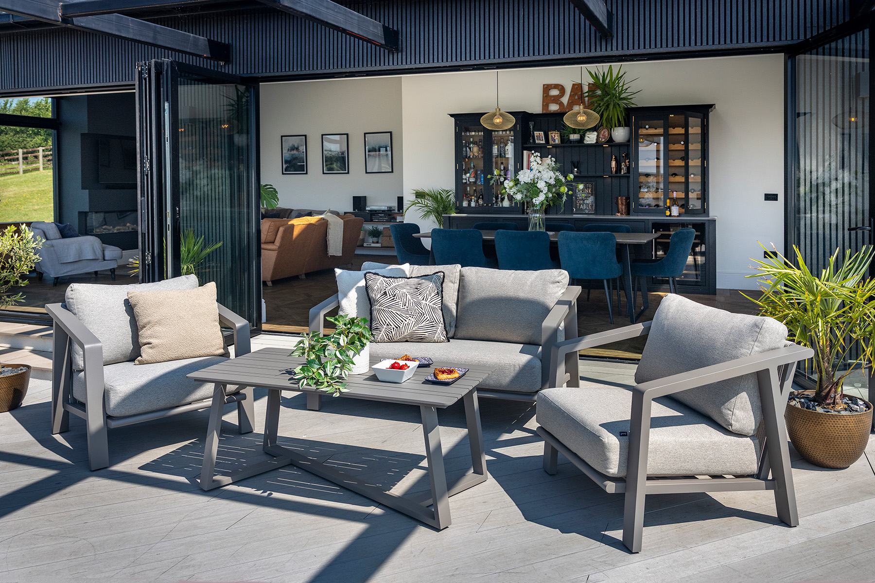 Alora 2 Seat Lounge Set